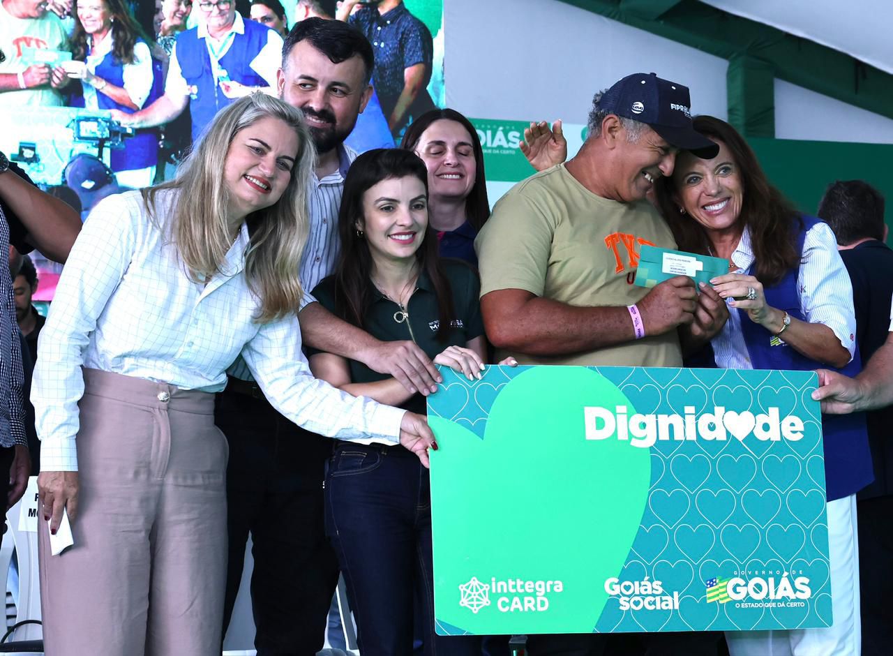 Gracinha Caiado leva Goiás Social a Mozarlândia