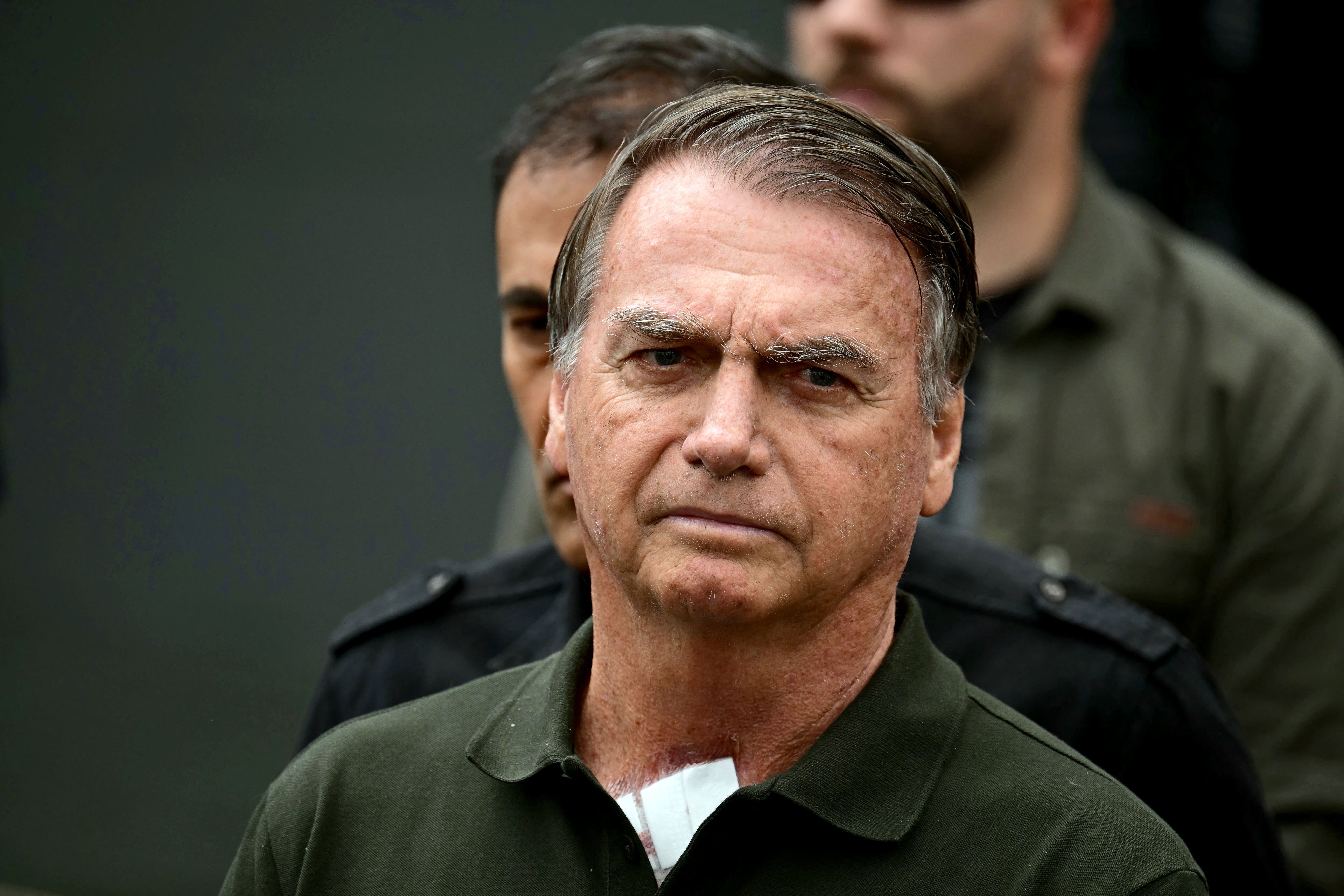Cirurgia de Bolsonaro: três pontos sobre oitava cirurgia do ex-presidente desde facada