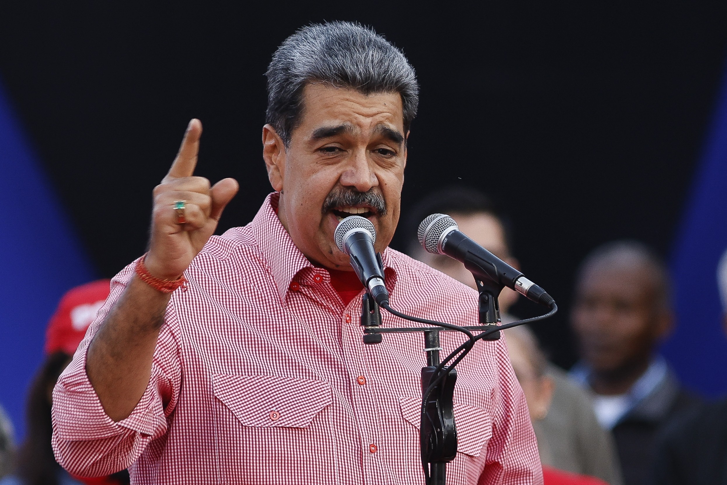 EUA fazem 1º ataque contra a Venezuela e destroem estrutura ligada ao narcotráfico, diz Trump