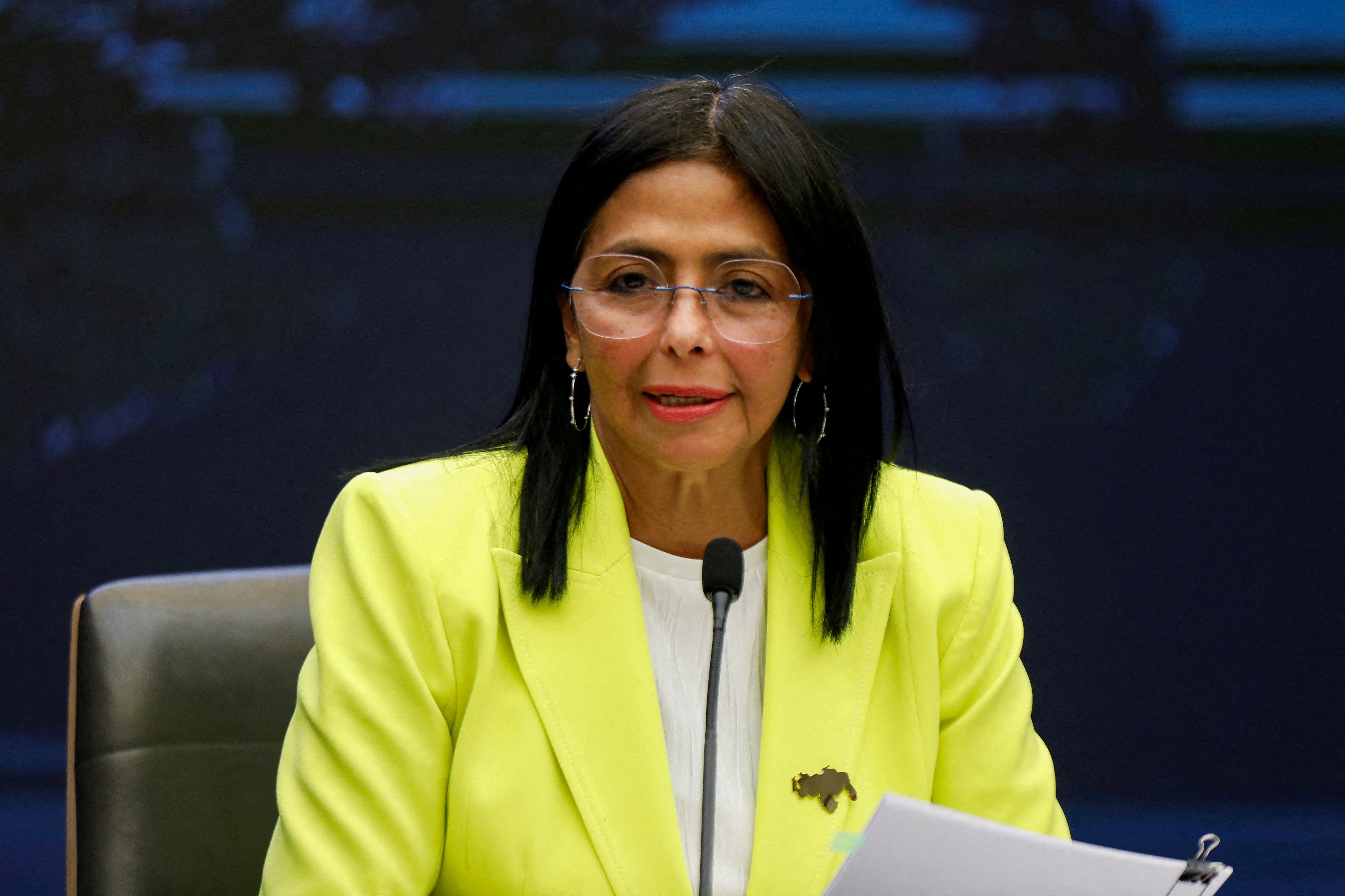Presidente interina da Venezuela nomeia novo chefe da área econômica