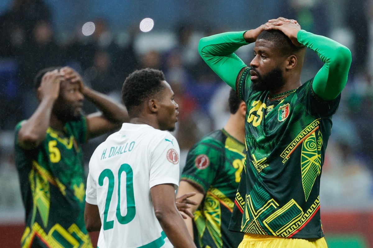 ‘Bruxo’ é preso após prometer título à seleção de futebol e provocar fúria de torcedores