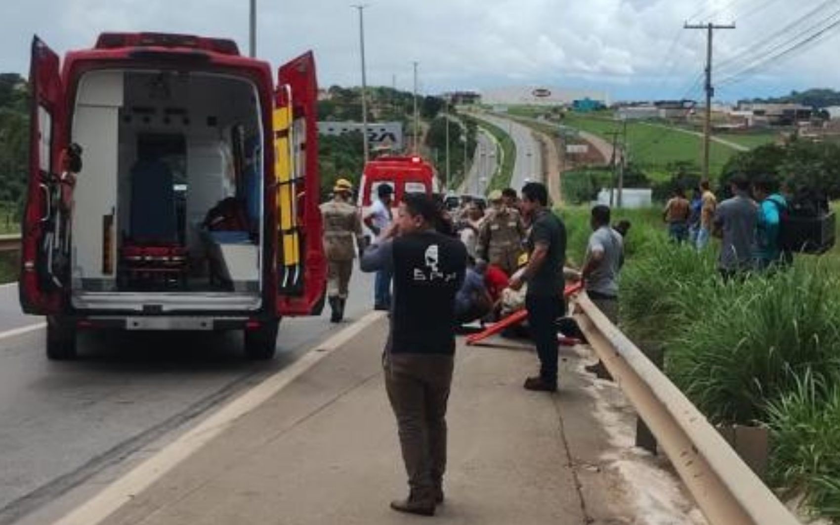 Mulher morre e motociclista fica ferido após acidente na GO-060