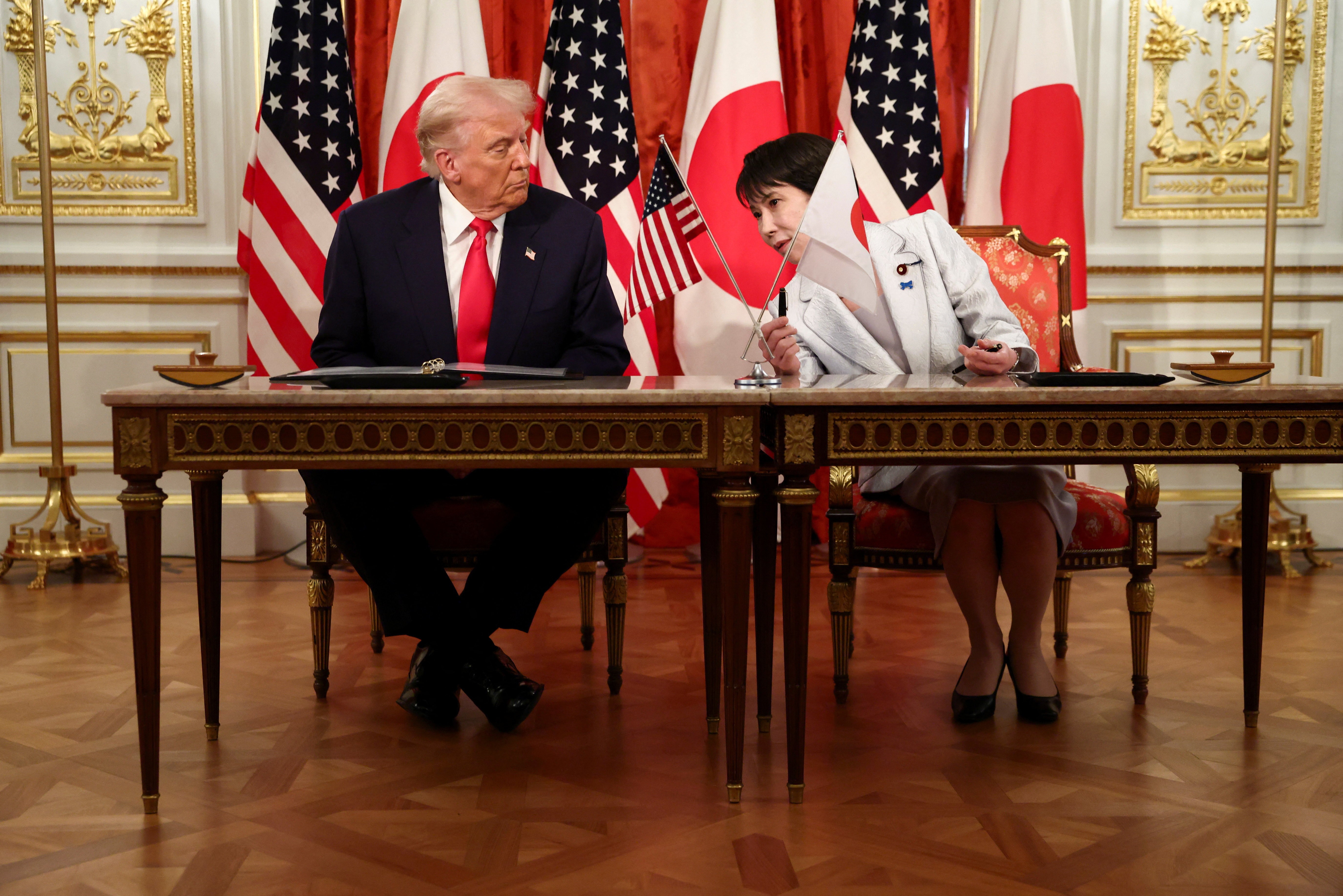 Trump parabeniza Sanae Takaichi após eleições parlamentares: 'Honra apoiar você e sua coalizão'