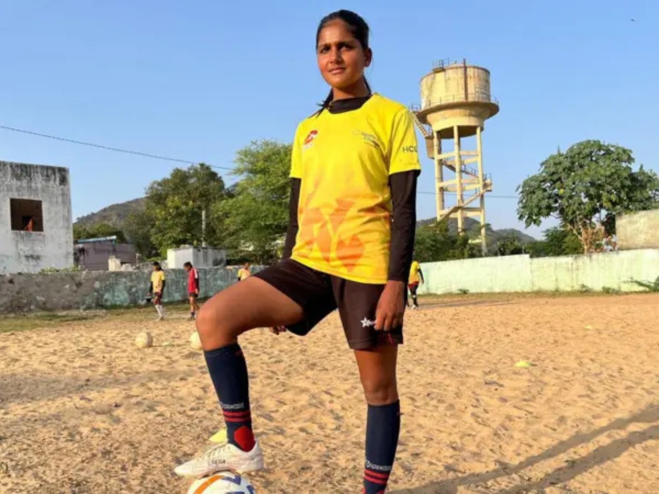Como futebol está ajudando meninas a lutar contra os casamentos forçados na Índia