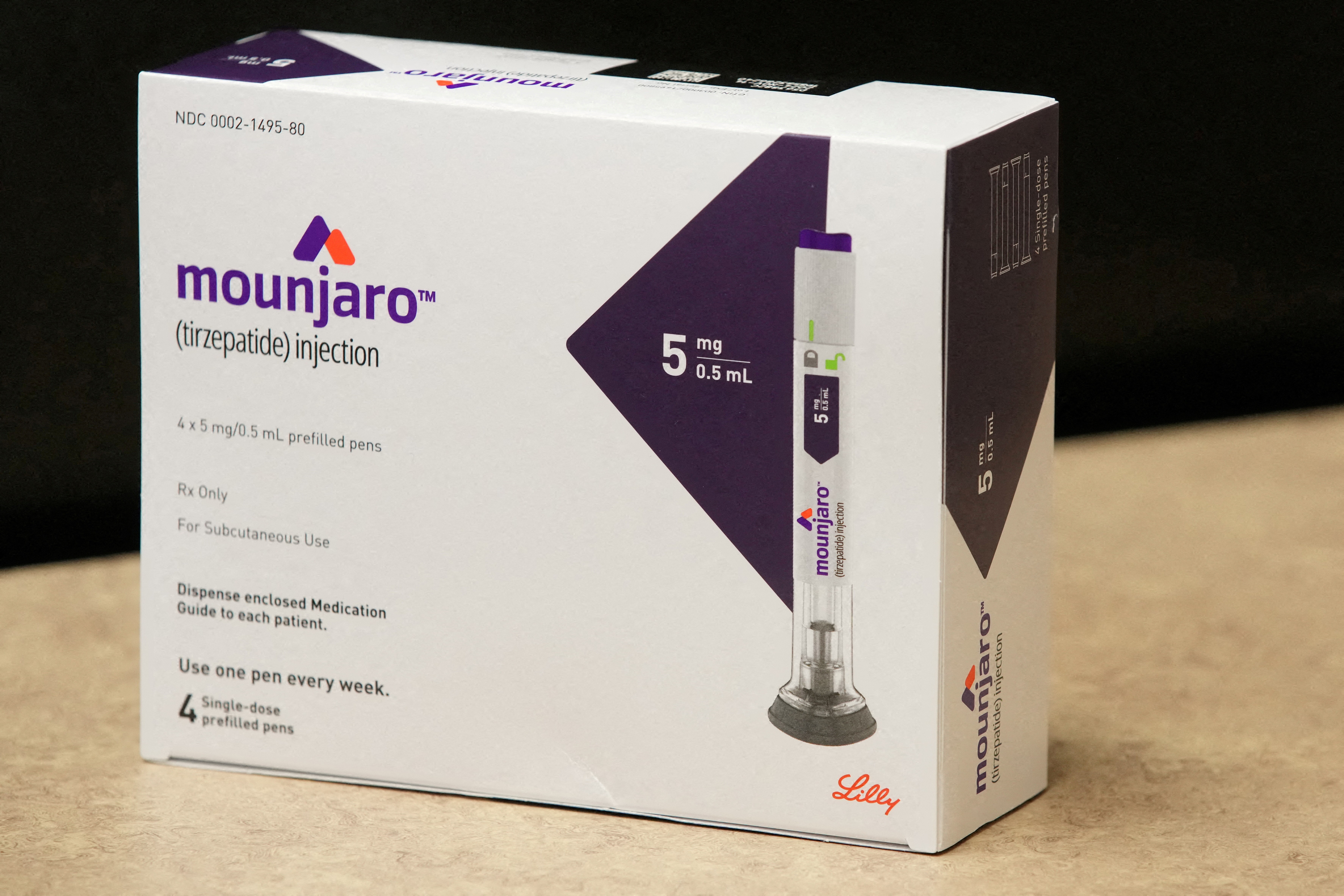 Anvisa apreende remédio para câncer falsificado, lote fake de Mounjaro e proíbe ‘chip hormonal’ no país
