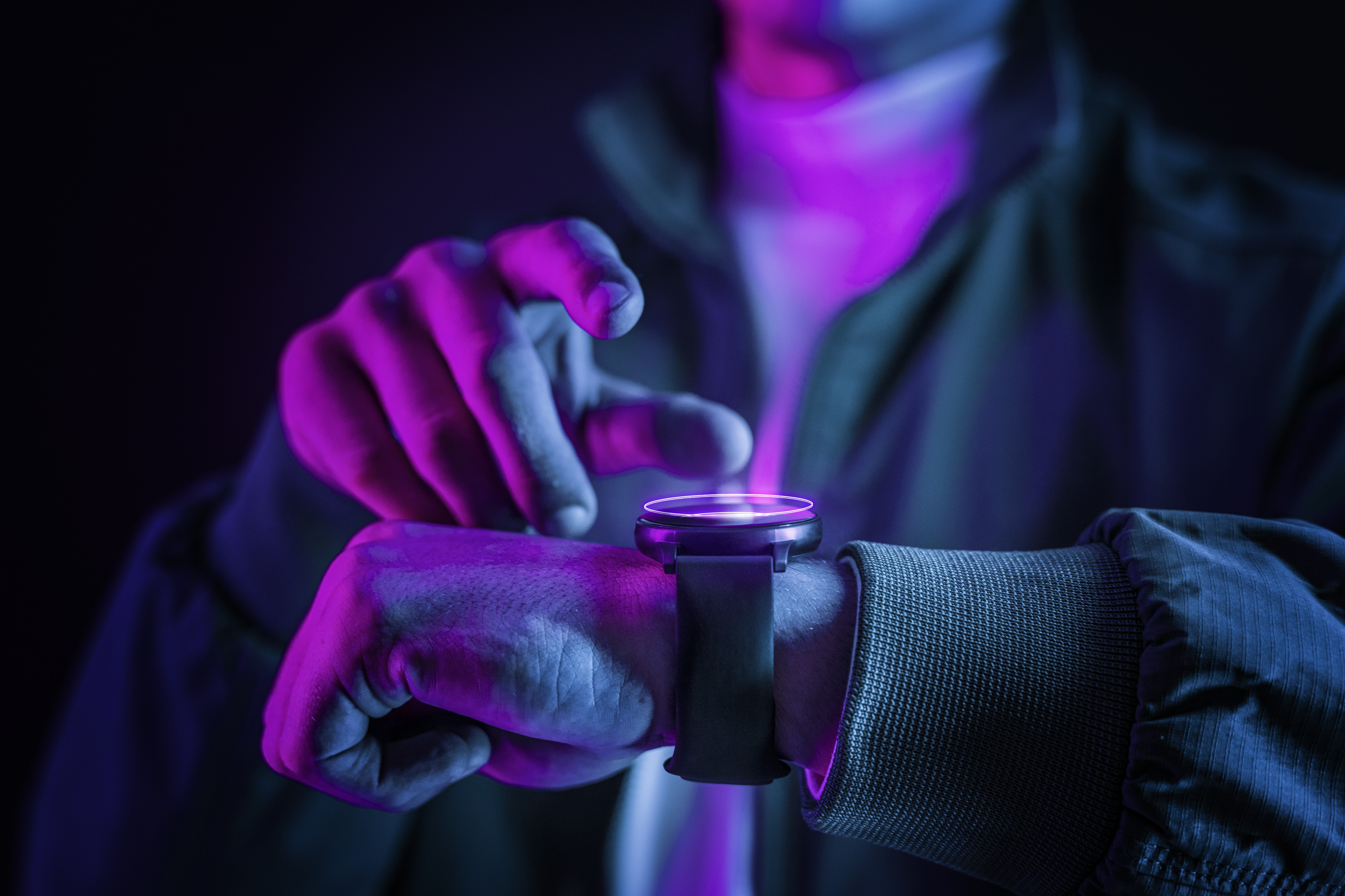 Smartwatch promete ajudar a detectar hipertensão, mas falha em até 6 em cada 10 casos não diagnosticados
