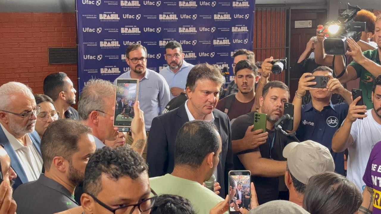 Ministro da Educação anuncia R$ 120 milhões para Ufac e Ifac durante agenda em Rio Branco