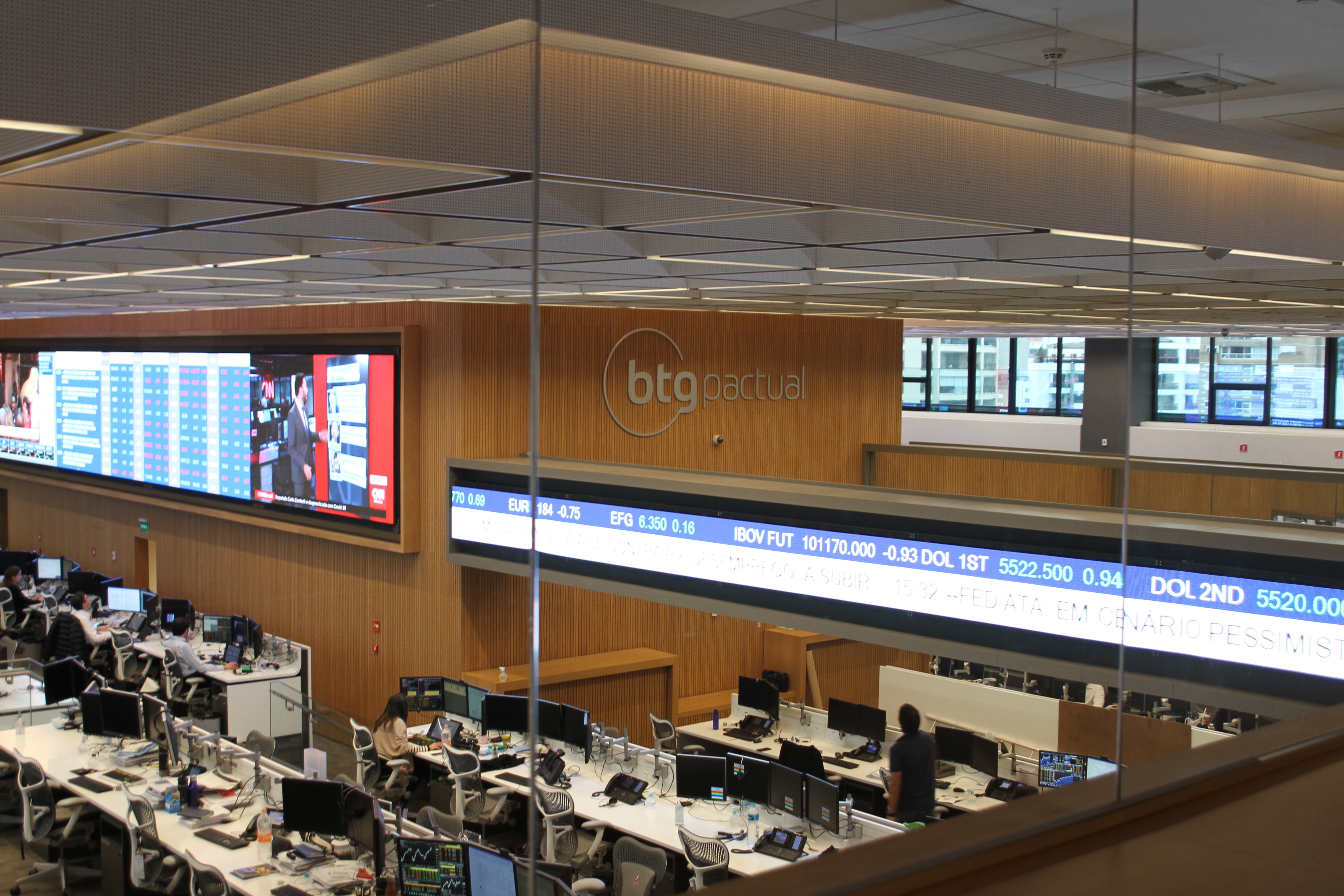BTG tem desvio de cerca de R$ 100 milhões em ataque hacker e suspende operações com PIX
