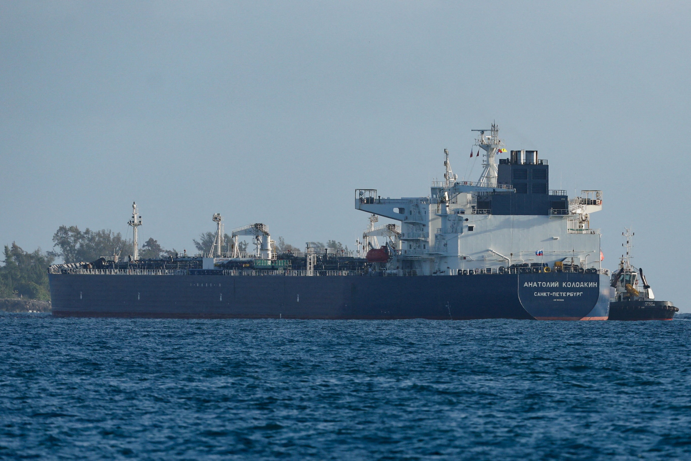 Petróleo despenca nesta quarta e vai abaixo de US$100 após Trump anunciar cessar-fogo de duas semanas