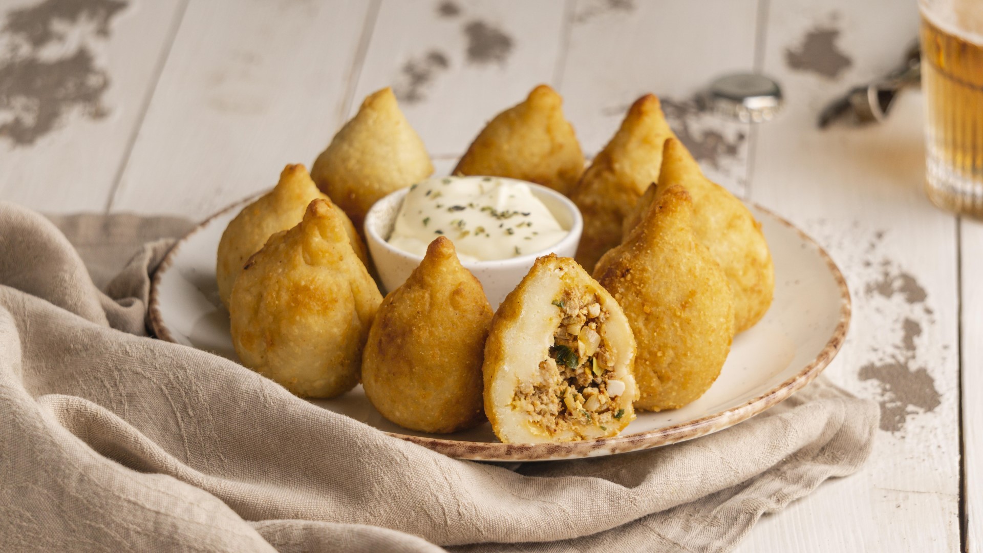 Os seis quitutes que ganharam da coxinha como melhor comida de rua da América do Sul