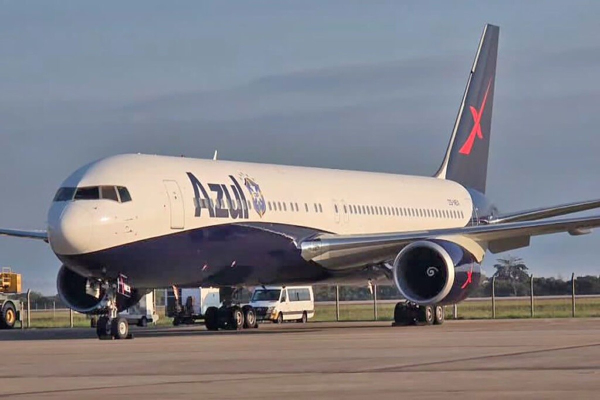 Todo dia um 7x1? Site de rastreamento aéreo compara visualização de voos das seleções de Brasil e Alemanha