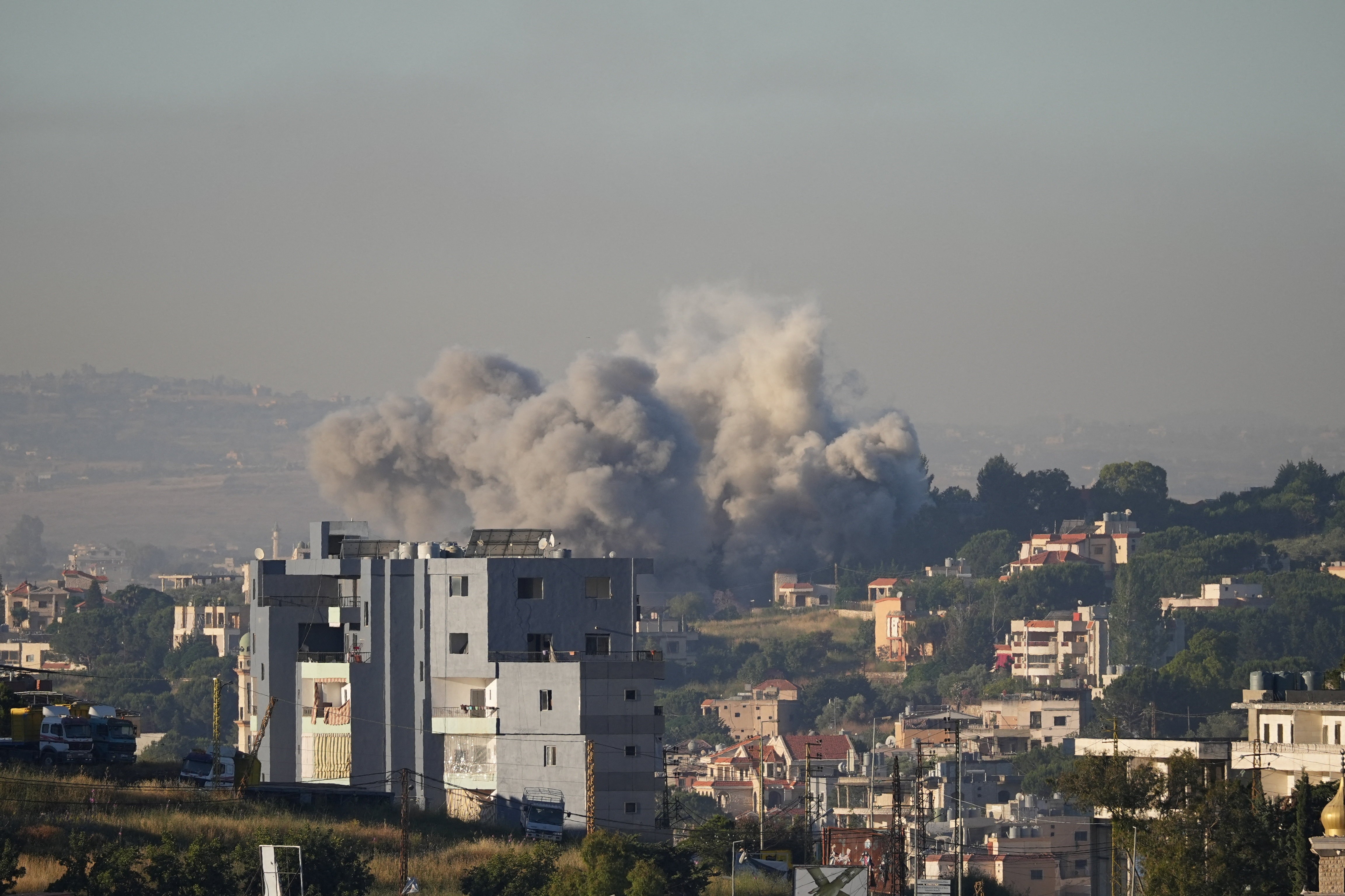 Israel segue com ataques ao sul do Líbano após Hezbollah rejeitar acordo de cessar-fogo