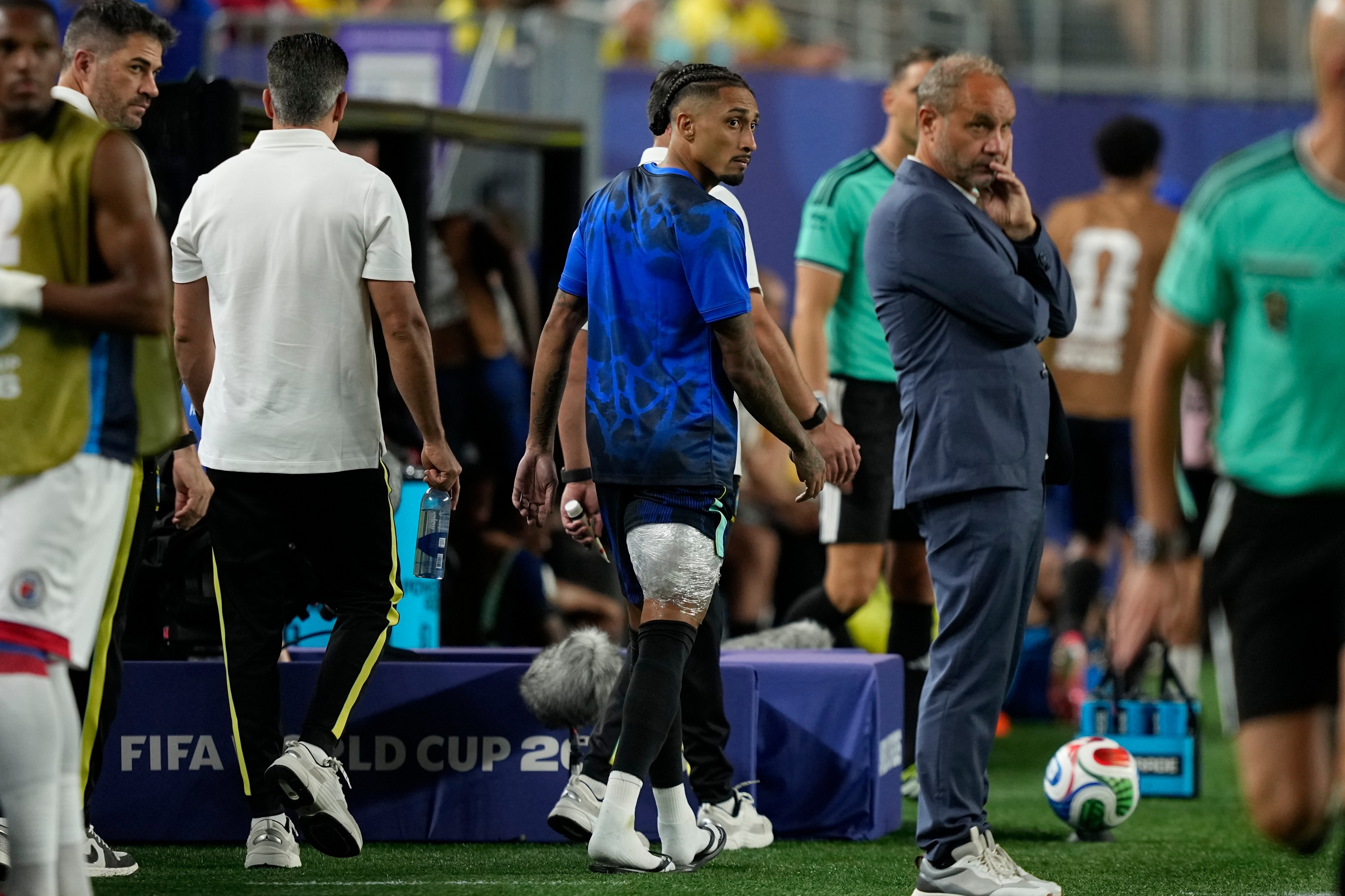 Raphinha tem lesão na coxa: por que é tão difícil de evitar esse tipo de problema no futebol?