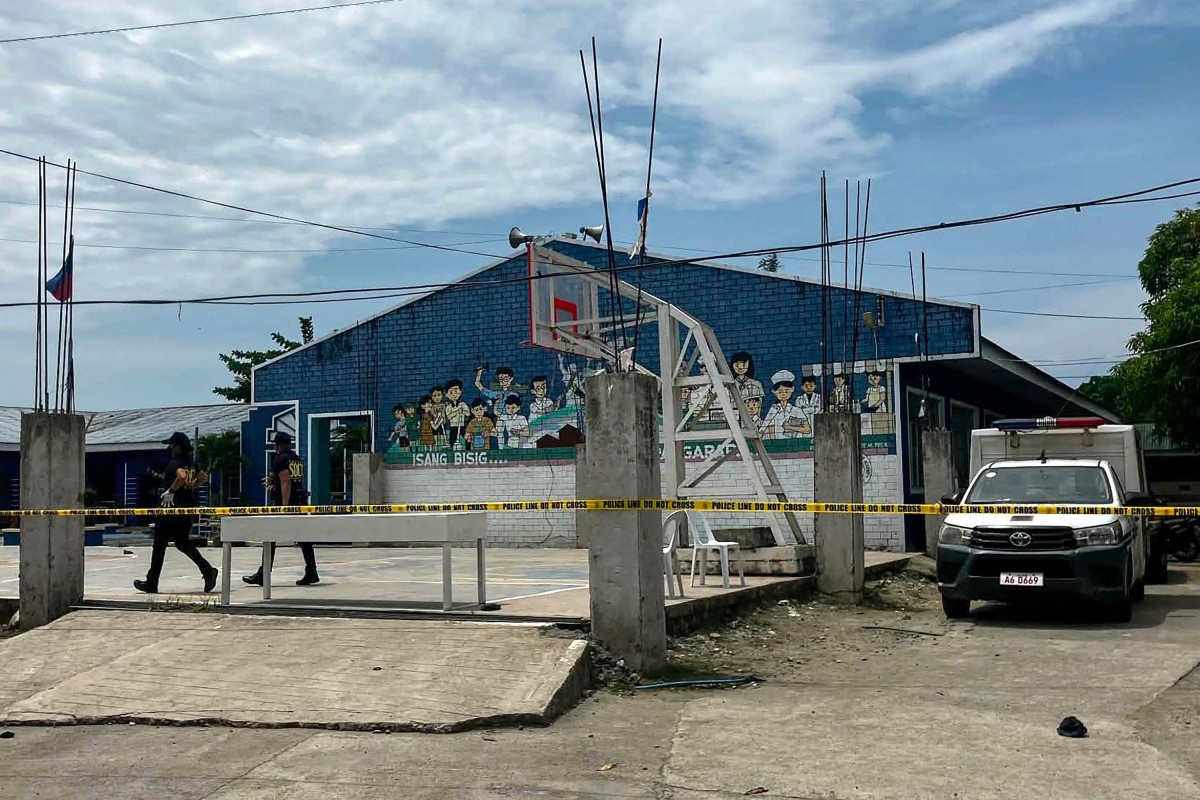 Ataque a tiros deixa três mortos em escola nas Filipinas