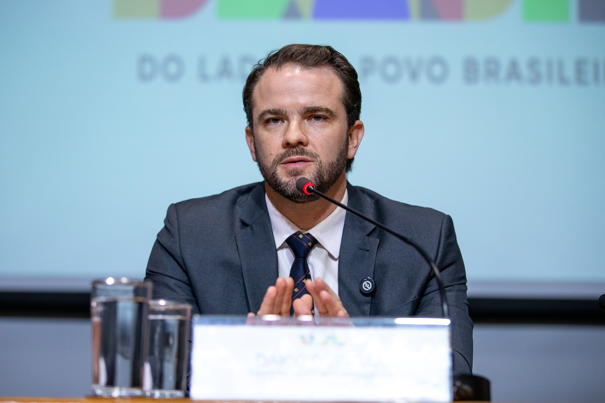 Datafolha: parcela de pessimistas com economia cai de 35% para 26%